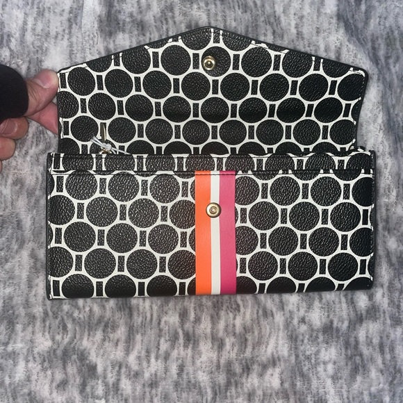 Wallet - Picture 3 of 9